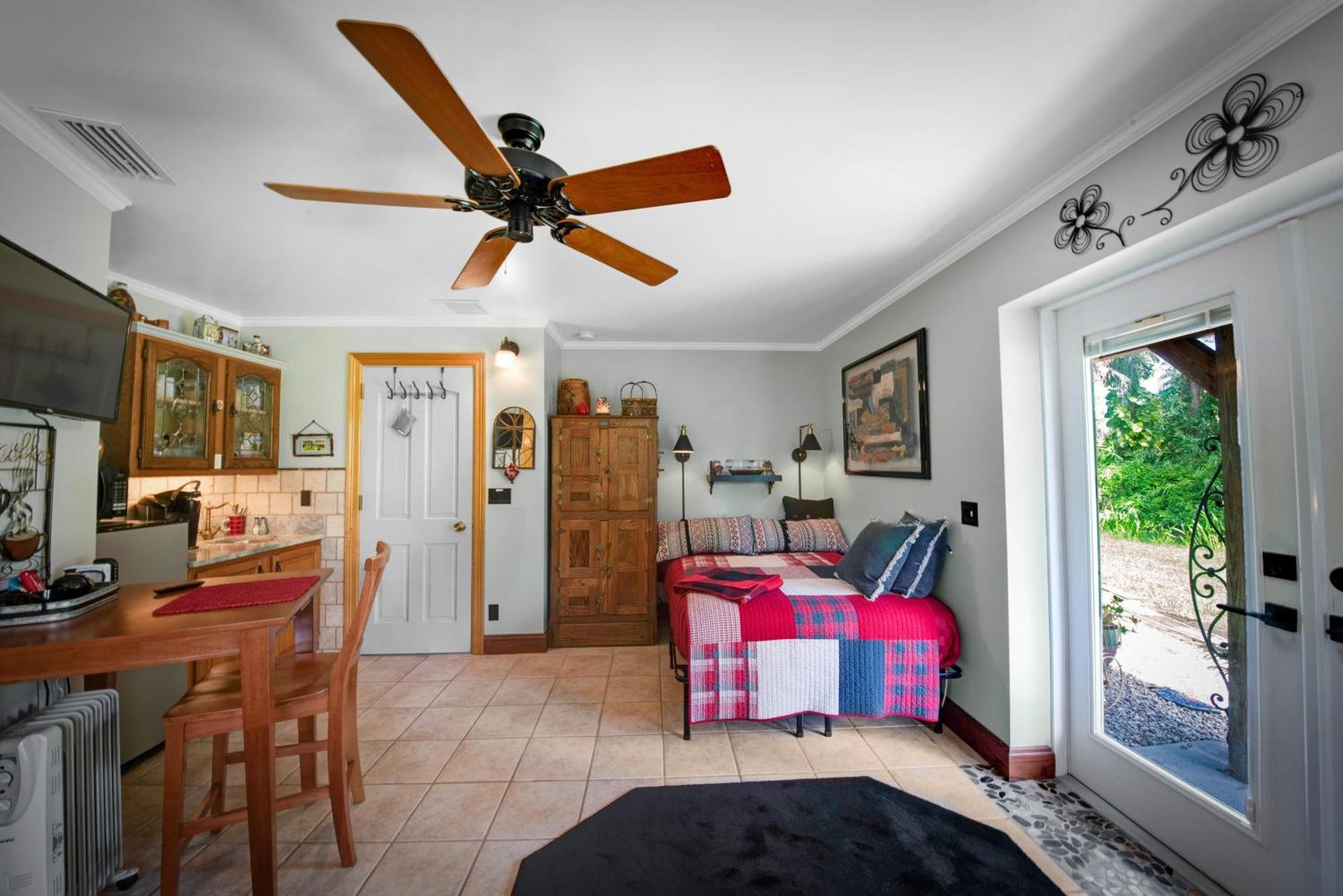 La Quiete Cove For One Bed and Breakfast Lake Worth Beach Εξωτερικό φωτογραφία