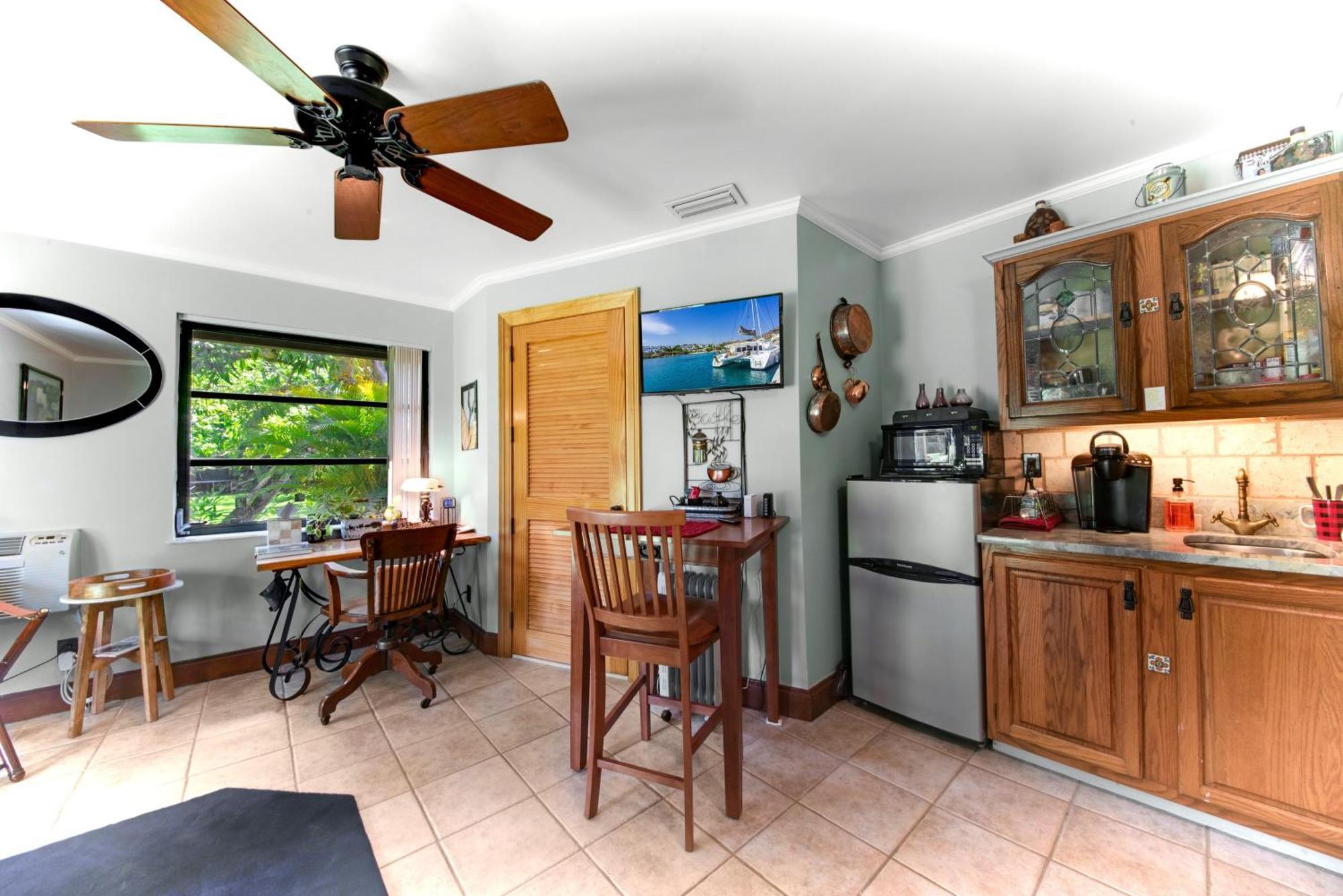 La Quiete Cove For One Bed and Breakfast Lake Worth Beach Εξωτερικό φωτογραφία